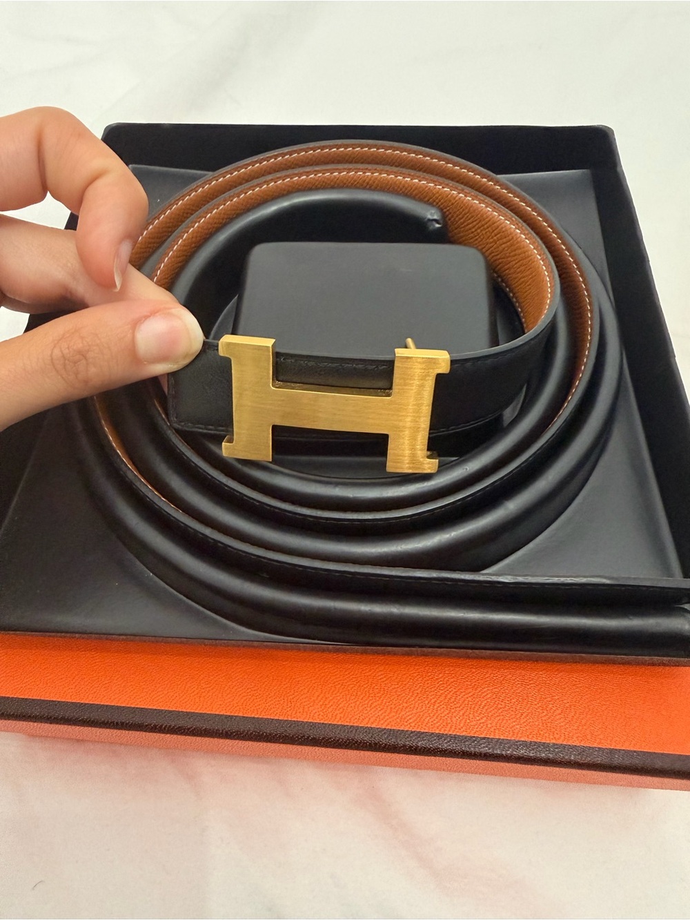 Mini H belt buckle & Reversible leather strap 24 mm - Picture 2 of 8